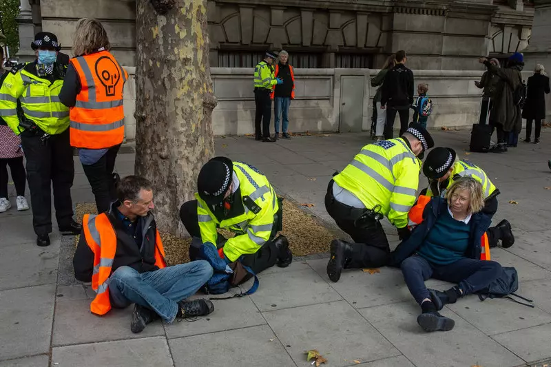 Aktywiści klimatyczni rozpoczęli czterodniowy protest w Londynie