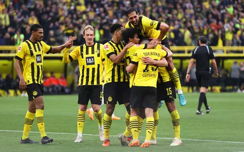 Bundesliga: Borussia Dortmund defeated Eintracht and is the leader