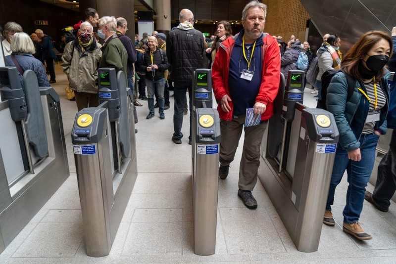 Paper day travelcards could be withdrawn under Mayor’s plans to save money