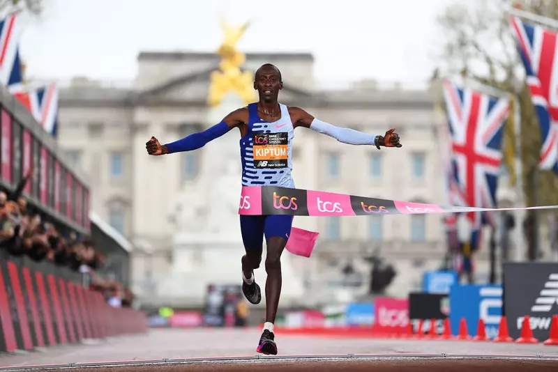 London Marathon: Kenyan Kiptum's second-ever result