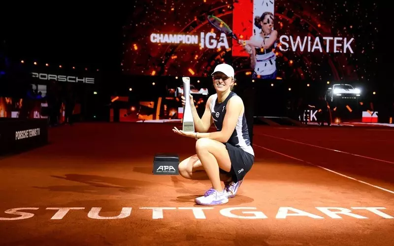 Turniej WTA w Stuttgarcie: Świątek pokonała w finale Sabalenkę 