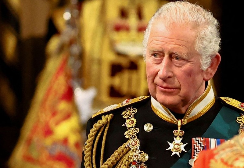 "The Times": Karol III nie chciał być patronem terminalu na lotnisku Heathrow