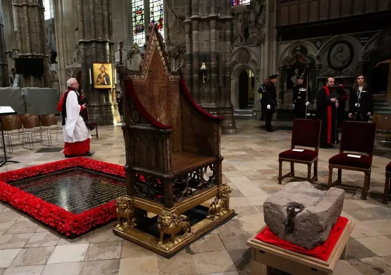 Do Opactwa Westminsterskiego dostarczono kamień, na którym będzie koronowany Karol III