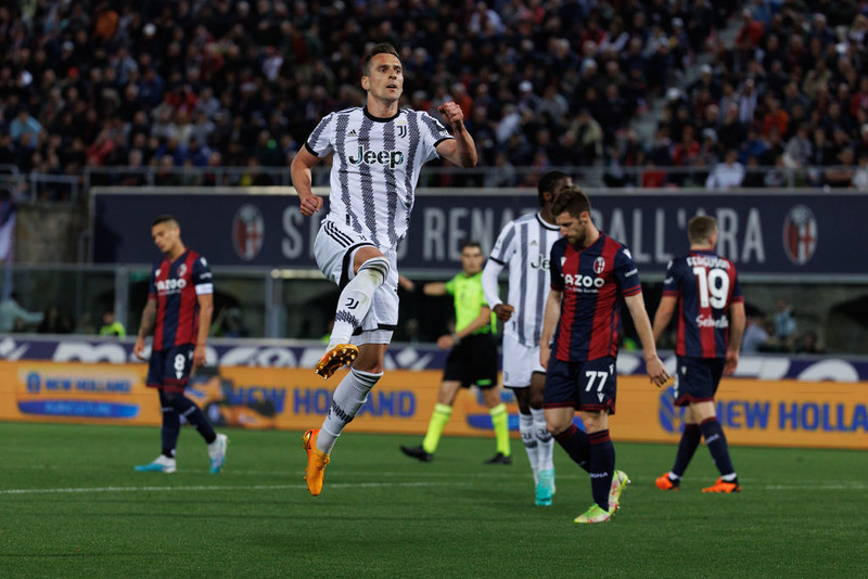 Serie A: Milik's goal and good performance of Polish goalkeepers in Bologna match