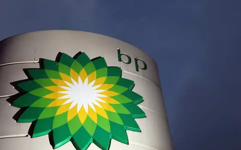 Bumper BP profits of £4bn in three months spark criticism