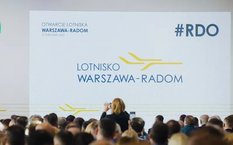 Lotnisko Warszawa-Radom w ciągu pierwszego tygodnia odprawiło ponad 1,7 tys. pasażerów