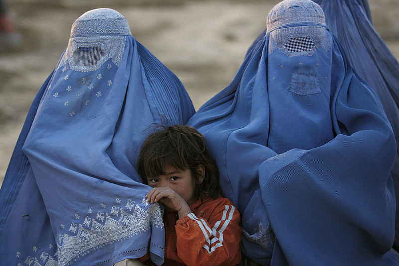 ONZ ostrzega: Restrykcje talibów mogą doprowadzić do kobietobójstwa