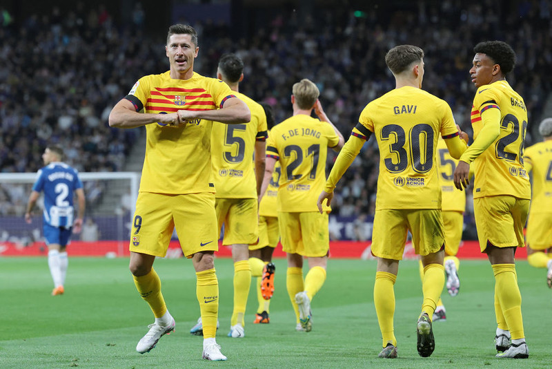 Liga hiszpańska: Po fecie w Barcy czas na ruchy transferowe