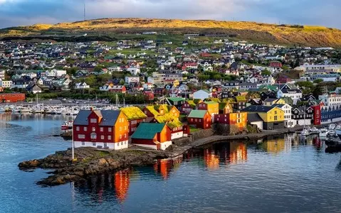 The Faroe Islands continue to give Russia access to their ports