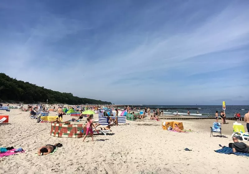 Polacy rezerwują wakacyjne pobyty. Kołobrzeg, Gdańsk, Mielno najchętniej wybieranymi miejscowościami