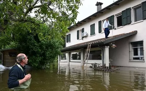 Italy: A Polish-Italian family suffered from the flood and is helping other flood victims