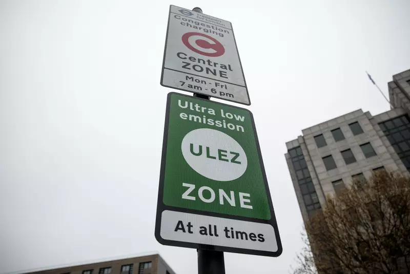 Londoners warned 'you will pay ULEZ without a car' as council set to pay '£240k in fees a year'