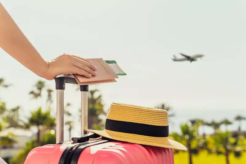 1 na 3 mieszkańców UK planuje w tym roku dwie wycieczki za granicę