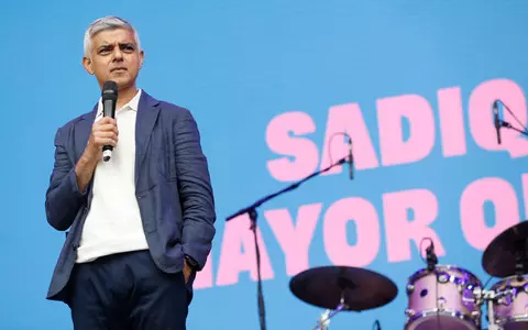 Mayor of London was 'carried off stage' at COP27 after heart attack