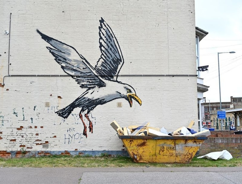 England: Homeowners demolished a wall to sell a Banksy mural