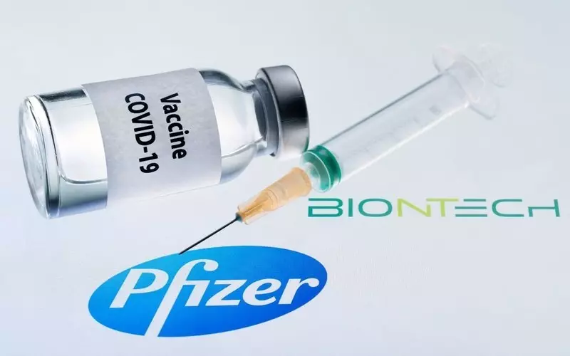 Politico criticizes the EC for secretly renegotiating the vaccine contract with Pfizer
