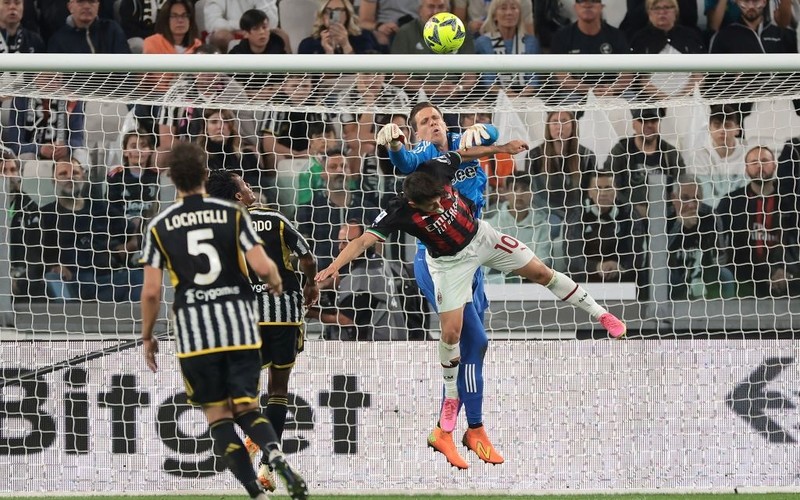 Liga włoska: Milan pokonał Juventus i jest pewny gry w Champions League