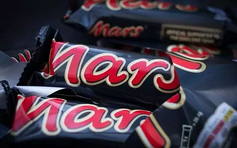 Mars bar plastic wrapper swapped for paper