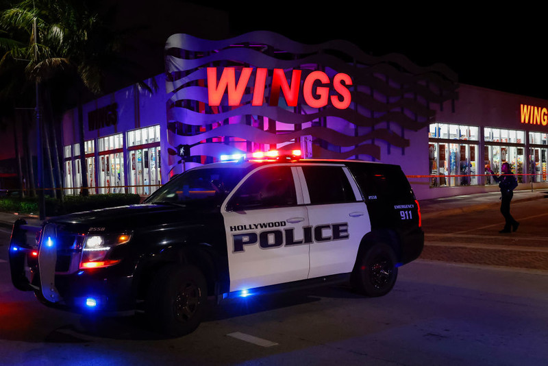 USA: Nine people injured in shooting near beach in Hollywood, Florida