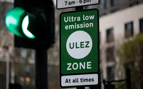 Londyn: Sadiq Khan rozszerza program wymiany samochodów na ekologiczne