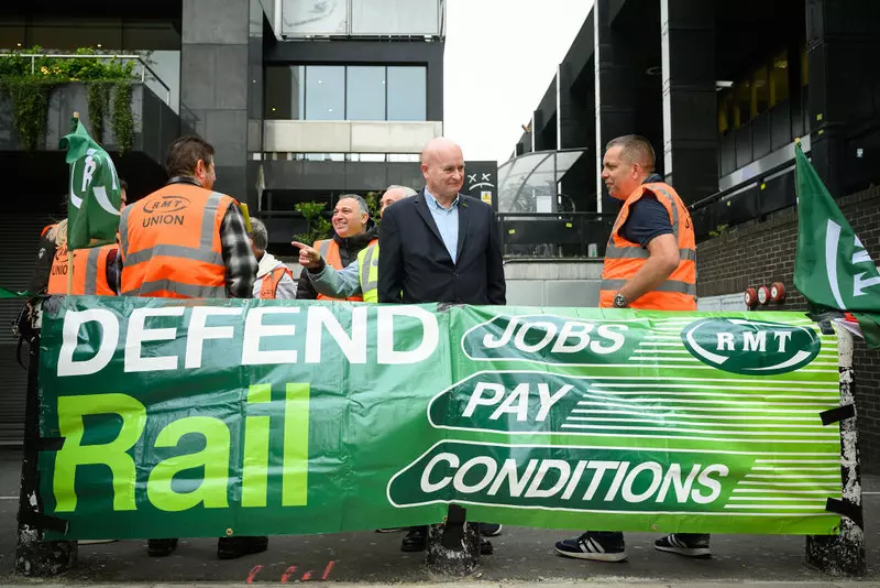 Rozpoczęty dziś strajk kolejowy w Anglii oznacza dwa dni zakłóceń dla pasażerów
