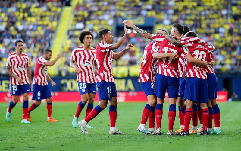 Liga hiszpańska: Villarreal podarował Realowi wicemistrzostwo, pożegnanie Benzemy