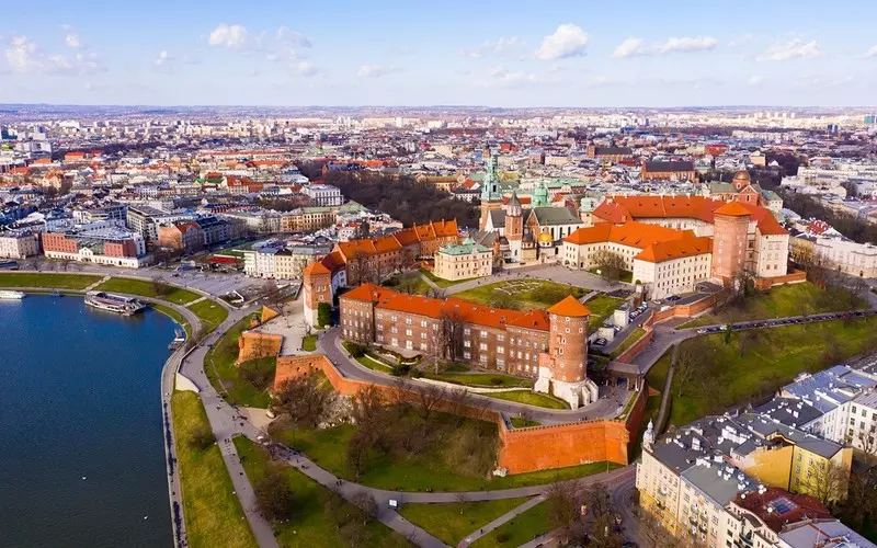 Raport: Kraków pozostaje znaczącym ośrodkiem dla globalnej branży IT