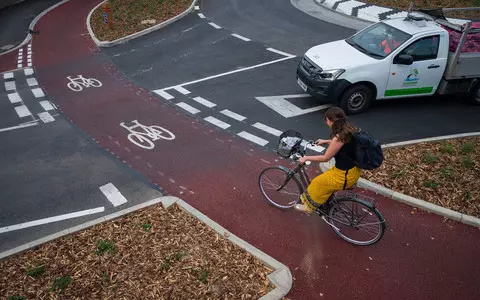 UK struggling to convince more people to cycle and ‘unlikely’ to hit key 2025 target, report finds