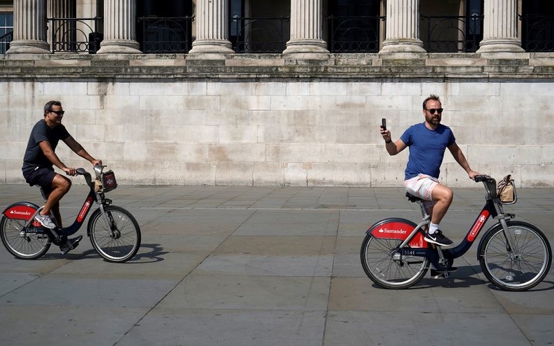 Zniżki na "Boris bike" i więcej ścieżek rowerowych. TfL dąży do zwiększenia liczby rowerzystów