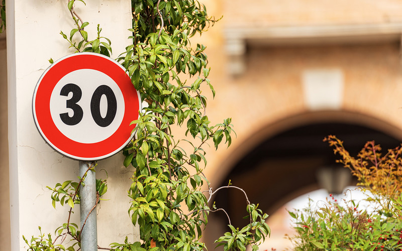Italy: Local authorities can reduce speed limits on roads to reduce smog