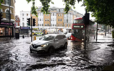 New Met Office thunderstorm warning with heavy rain set to roll over London as heatwave ends