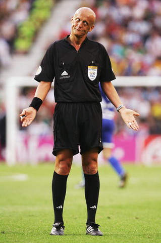 Collina to propose drastic yellow card rule change to FIFA