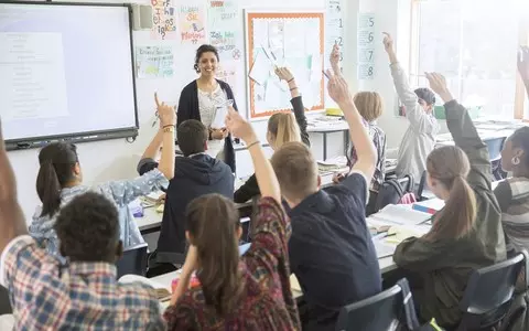 Record holder teacher: 20 years of continuous absences in 24 years of work