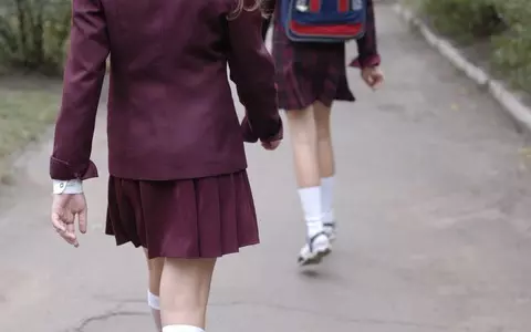 USA: School can't force girls to wear skirts