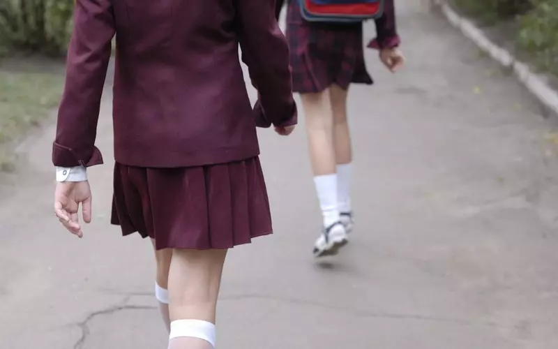USA: Szkoła nie może nakazywać dziewczynkom noszenia spódnic
