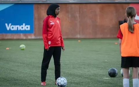 France: The Football Federation has banned the wearing of hijabs by female soccer players