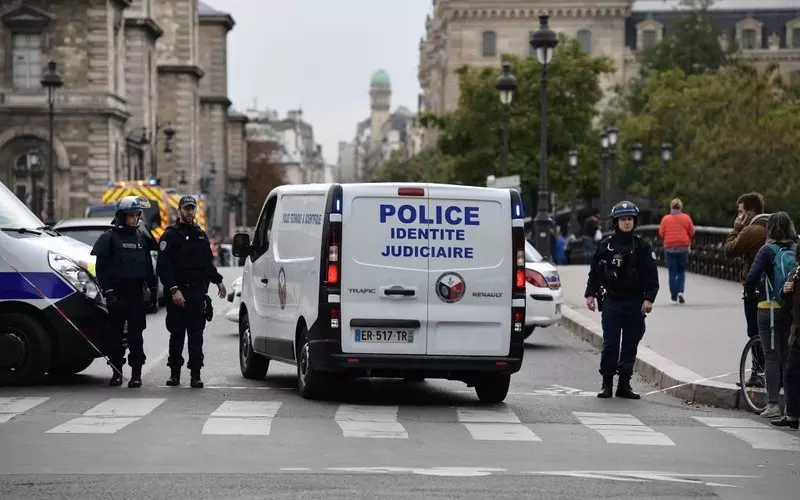 Francja: Trwają zamieszki w Nanterre po śmierci 17-latka zastrzelonego przez policjanta