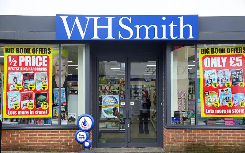 Sieć WH Smith nie otworzy więcej sklepów na brytyjskich ulicach handlowych