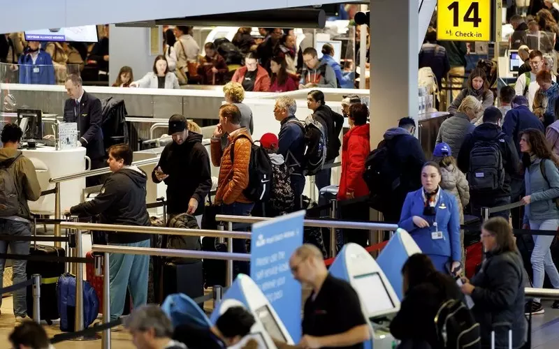 Holandia: Lotnisko w Amsterdamie wprowadza przedziały czasowe w celu zmniejszenia kolejek