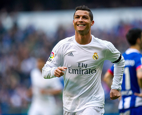 Chińczycy zaoferowali 300 milionów euro za transfer Ronaldo