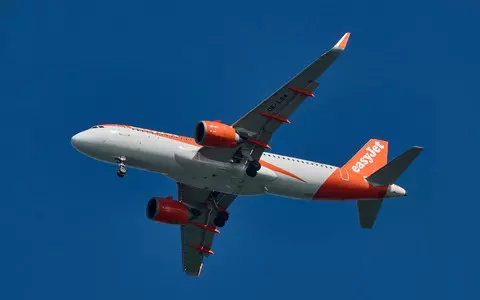 EasyJet cancels hundreds of flights from Gatwick. Up to 180,000 people affected passengers