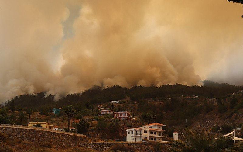 Spain: More than 4,000 people have already been evacuated from the fire-prone area on the island of 