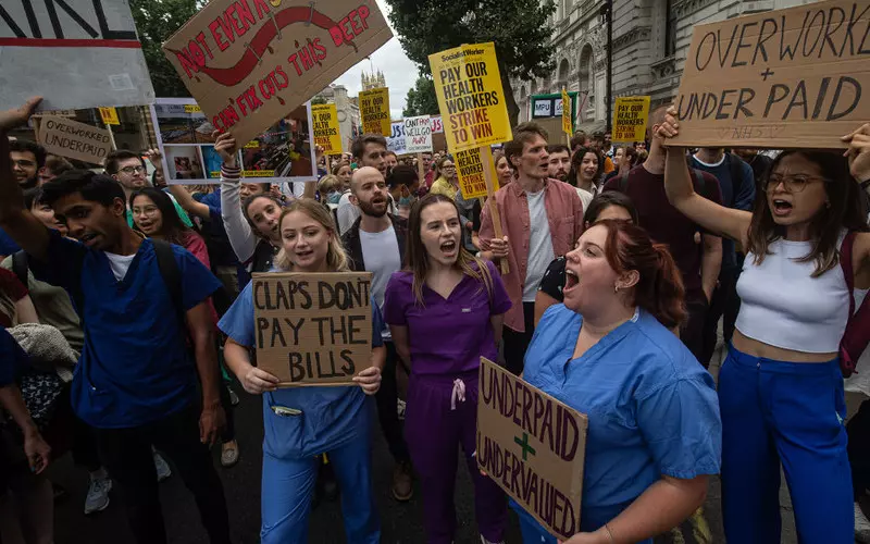 Konsultanci NHS podali dwie nowe daty strajków w sierpniu
