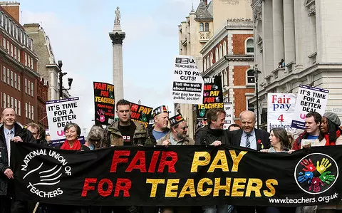 Opposition grows among teachers to 6.5% pay offer in England