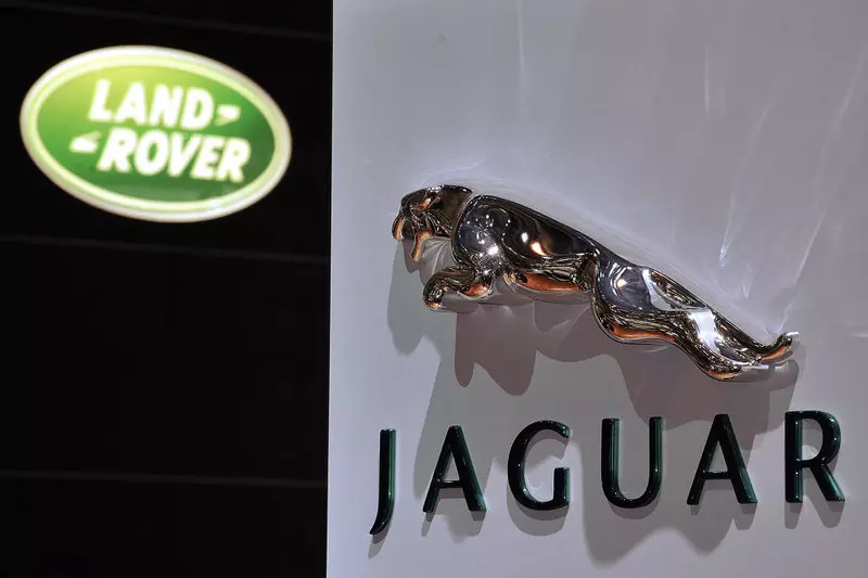 Jaguar Land Rover-owner to spend £4bn on UK battery factory