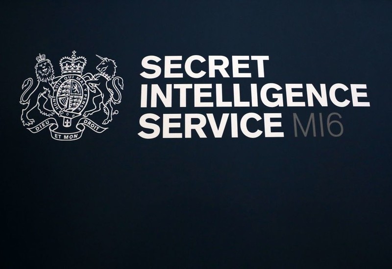 Disaffected Russians spying for UK, says MI6 head