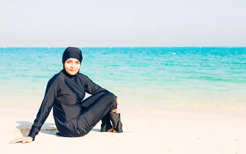 Italy: Monfalcone mayor declares war on Islamic burqas on beaches and bathing clothes