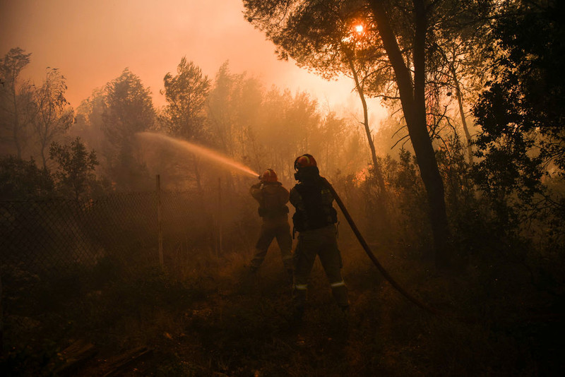 Greece: Firefighters battled fires all night, nearly 2,500 people evacuated from Corfu