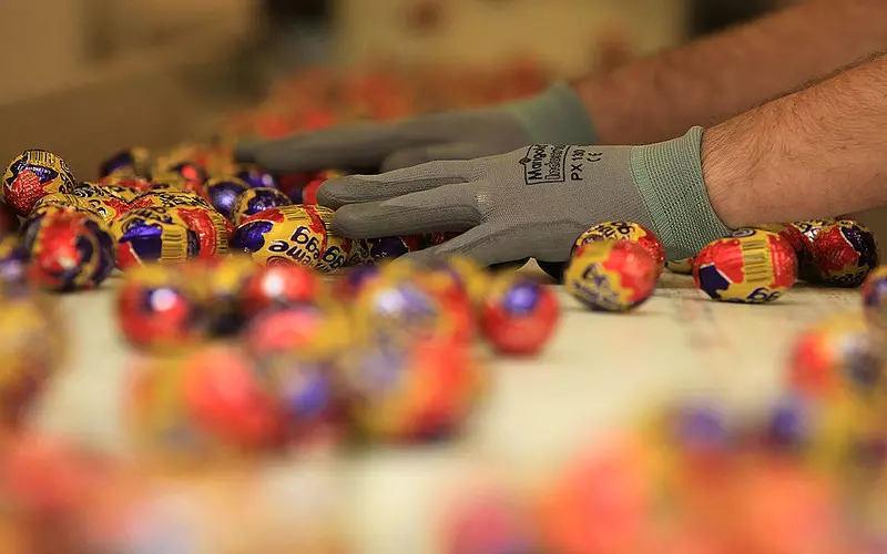 Brytyjczyk skazany na 1,5 roku pozbawienia wolności za kradzież 200 tys. czekoladowych jajek