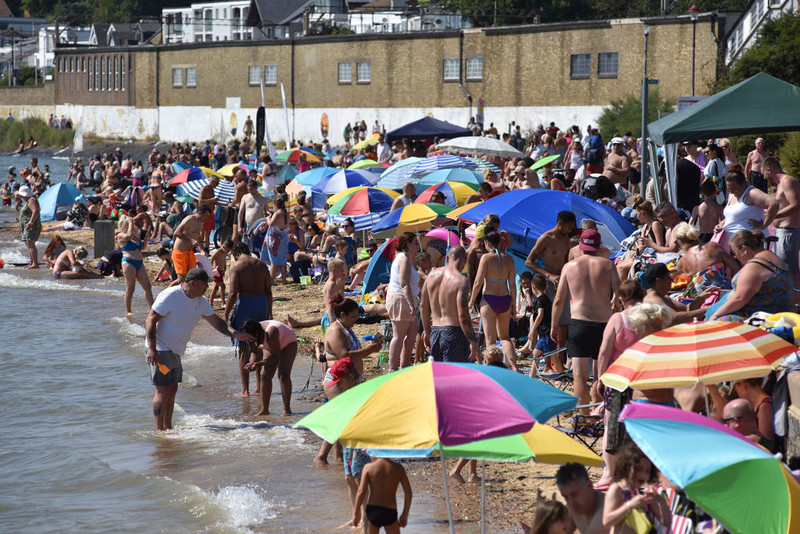 Met Office says 40C weather heatwave weather becoming more likely in UK